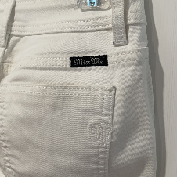 Miss Me White Mid-rise Ankle Skinny Denim Jeans - Picture 4 of 8